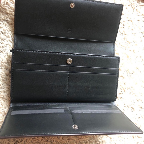 Authentic MCM Wallet - Picture 4 of 7